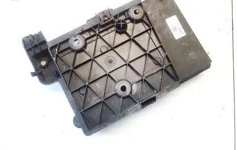 Renault Scenic II - Grand scenic II Battery box tray 8200166032