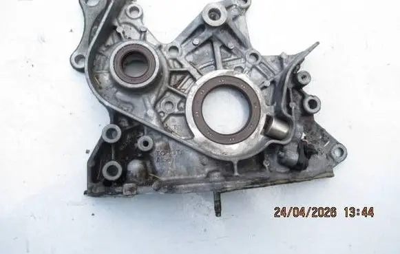 Toyota RAV 4 (XA10) Oil pump 24042026
