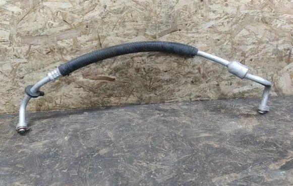 Lincoln MKS Air conditioning (A/C) pipe/hose