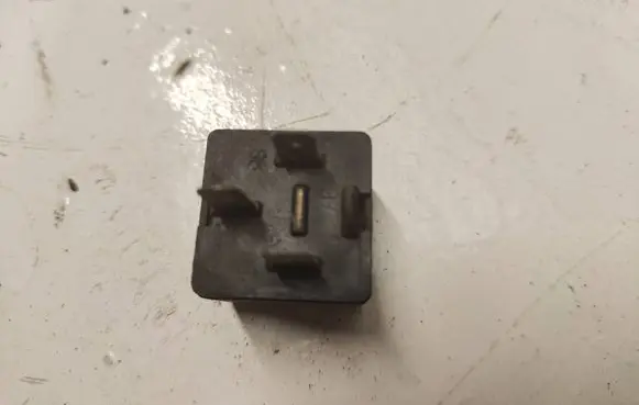 Audi A4 S4 B5 8D Other relay 8D0951253A