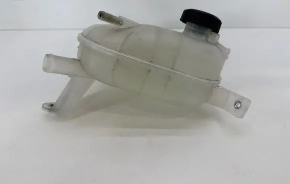 KIA Ceed Coolant expansion tank/reservoir 25430F2400