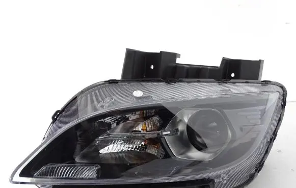 Hyundai Kona I Headlight/headlamp 92101-J9500