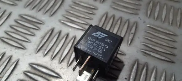 Volkswagen Golf IV Other relay 7m0951253a