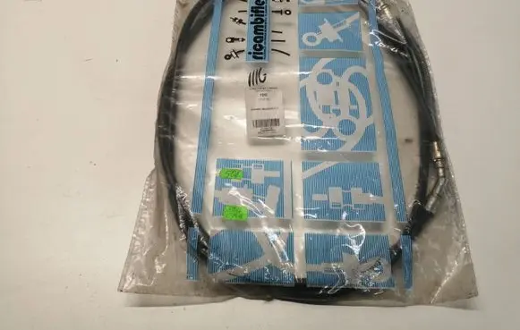 Handbrake/parking brake wiring cable