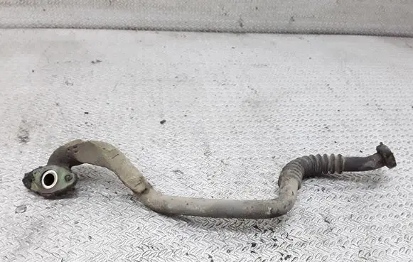 Toyota Avensis T250 Turbo turbocharger oiling pipe/hose