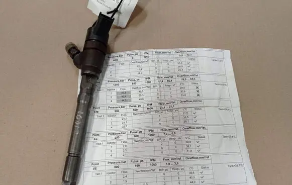 Hyundai Tucson JM Fuel injector 3380027010 0445110064