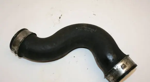 Volkswagen Golf V Intercooler hose/pipe 1K0145832B