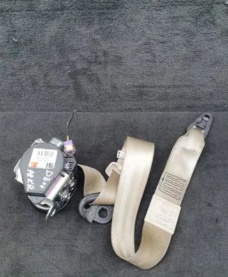 Audi A8 S8 D3 4E Front seatbelt 4E1857705 4E1857705XTN