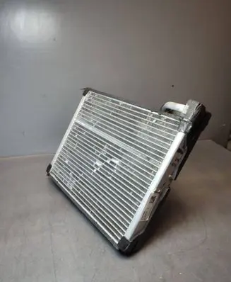 Tesla Model 3 Highland Air conditioning (A/C) radiator (interior) T86957B 325256B1