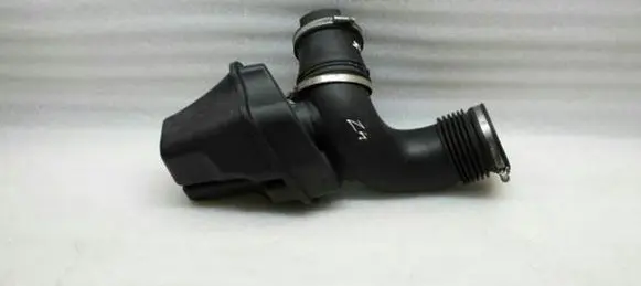 BMW Z4 E85 E86 Air intake duct part 13717546115