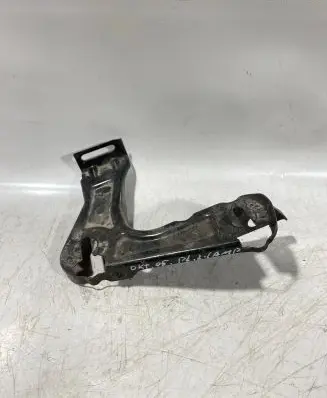 Skoda Octavia Mk2 (1Z) Headlight/headlamp mounting bracket 1z0805072