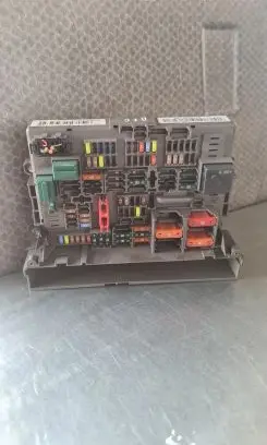 BMW 1 E81 E87 Fuse box set 911944604 9119446