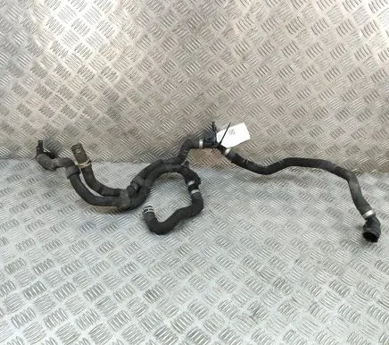 Audi E-tron GT Engine coolant pipe/hose 9J1815569D 9J1815568D