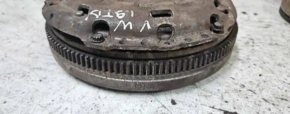 Volkswagen Golf V Clutch set kit 022141031S