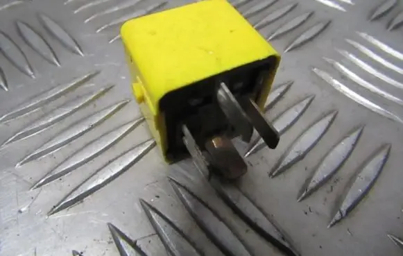 BMW 5 E34 Other relay 61311378301 61.311378301