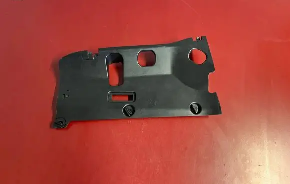 Dashboard lower bottom trim panel