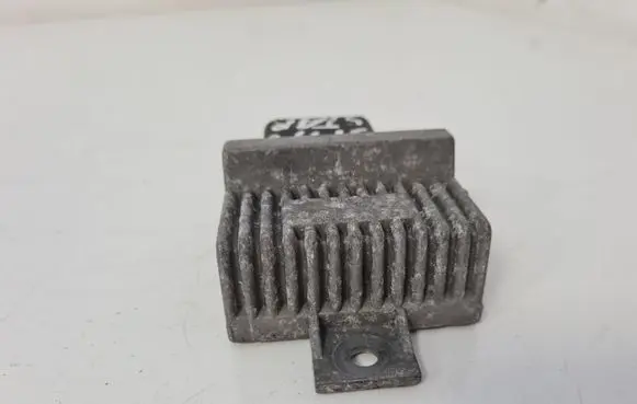 Renault Laguna II Glow plug pre-heat relay 7700115078