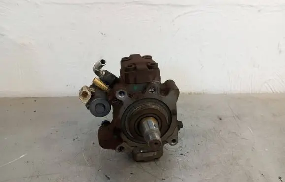 Ford Mondeo MK IV Fuel injection high pressure pump 9676289780