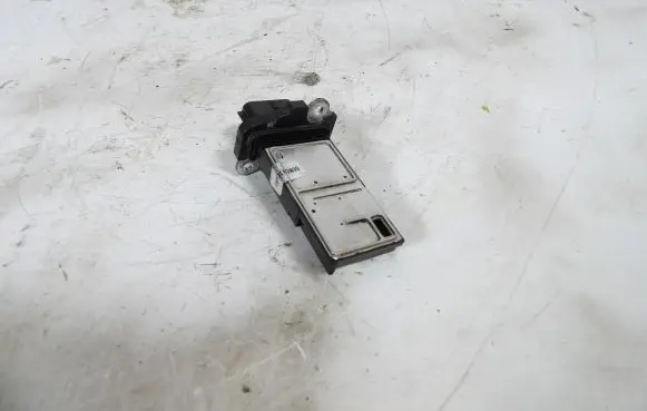Nissan X-Trail T31 Mass air flow meter 226807S000