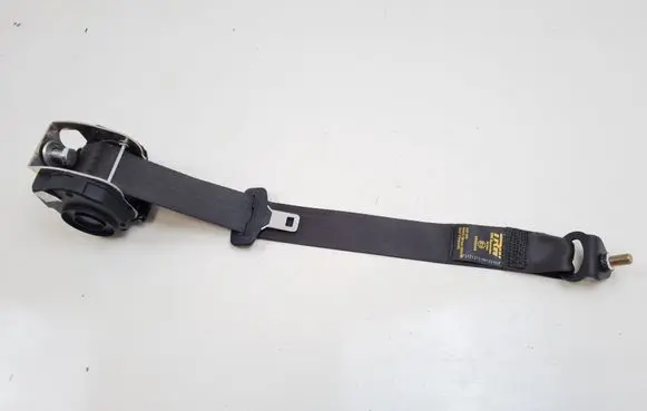Rear seatbelt