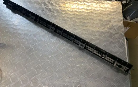 Volvo XC90 Sill supporting ledge 31395858 31378139