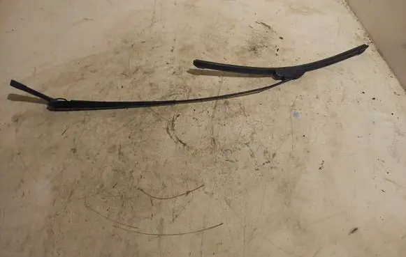 Audi A3 S3 8L Front wiper blade arm 8L1955406A