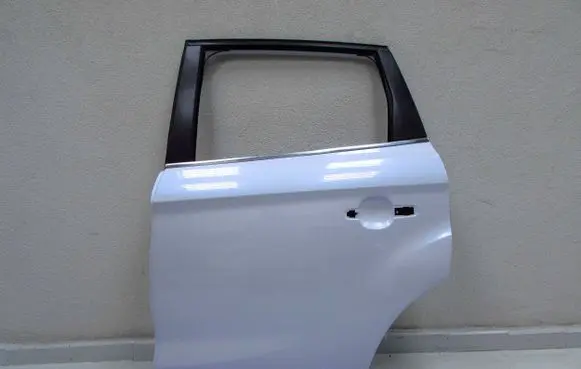 Ford Kuga I Rear door 56877
