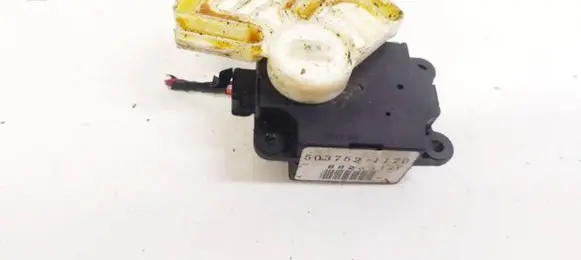 Renault Koleos I Air flap motor/actuator 5037521170 503752-1170