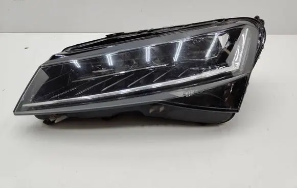 Skoda Superb B8 (3V) Headlight/headlamp 3V1941015D