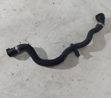 BMW 5 F10 F11 Engine coolant pipe/hose