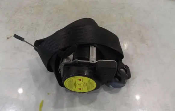 Alfa Romeo 147 Front seatbelt