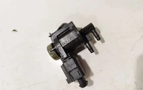Volkswagen PASSAT B6 Turbo solenoid valve 1k0906283a