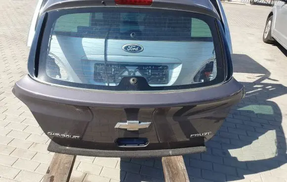 Chevrolet Cruze Tailgate/trunk/boot lid