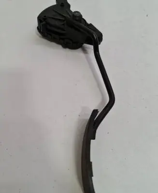 Volvo S40, V40 Accelerator throttle pedal 30865642 6PV00830100 M865642