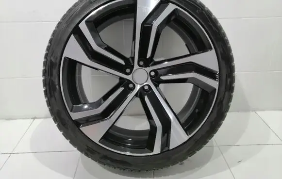 Volvo XC90 R20 alloy rim 