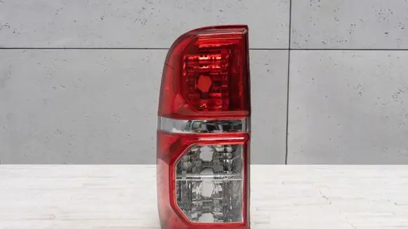 Toyota Hilux (AN10, AN20, AN30) Rear/tail lights 815600K160