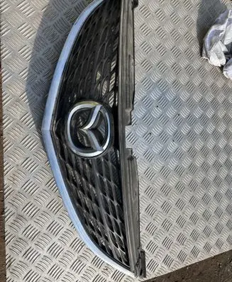 Mazda 6 Front bumper upper radiator grill GS1D50712