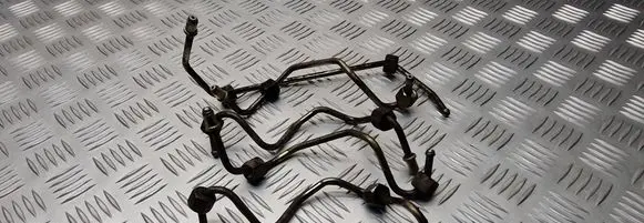 Volvo V50 Fuel injector supply line/pipe 