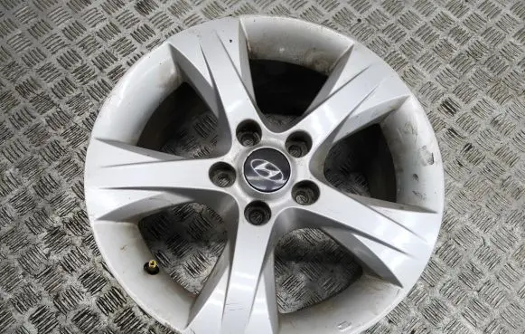 R16 alloy rim