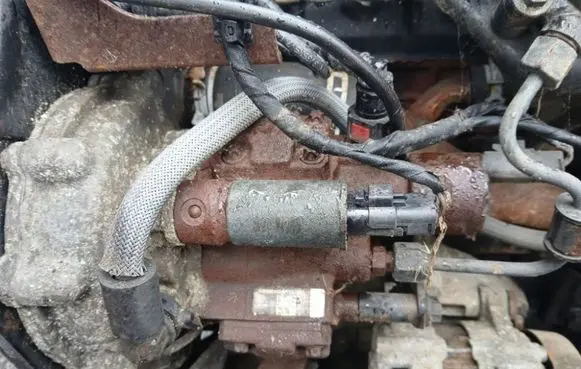 Ford Mondeo MK IV Fuel injection high pressure pump A2C20003032