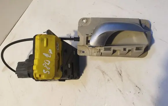 Volvo S80 Front door lock 8650547