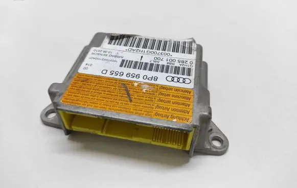 Audi A3 S3 8P Airbag control unit/module 8P0959655D 0285001700