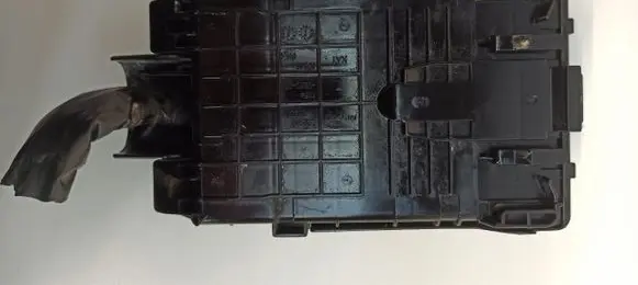 Infiniti G37 Fuse box set 284B9