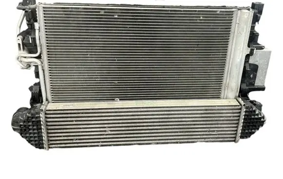 Volvo V40 Radiator set BV619L440BE Y3401005 FCC7A