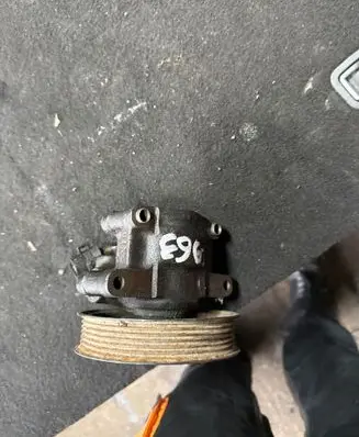 Ford Focus Power steering pump 3JD1003