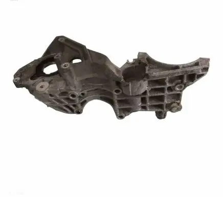 Volkswagen PASSAT B7 Generator/alternator bracket 03L903143Q