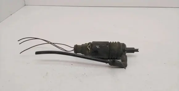 Audi A4 S4 B5 8D Windscreen/windshield washer pump 4A0955651