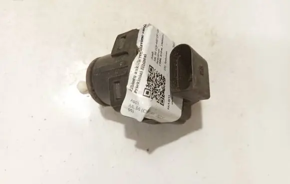 Audi A3 S3 8L Headlight level adjustment motor 00728213 007282-13