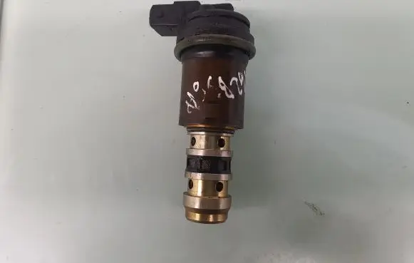 BMW 7 E65 E66 Camshaft vanos timing valve 1707323 11361707323