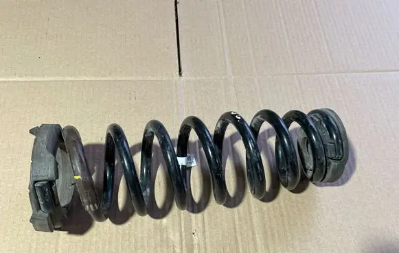KIA Optima Rear coil spring X55350A8860